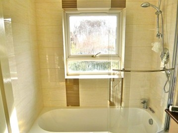 bathroom fitters Milton Keynes